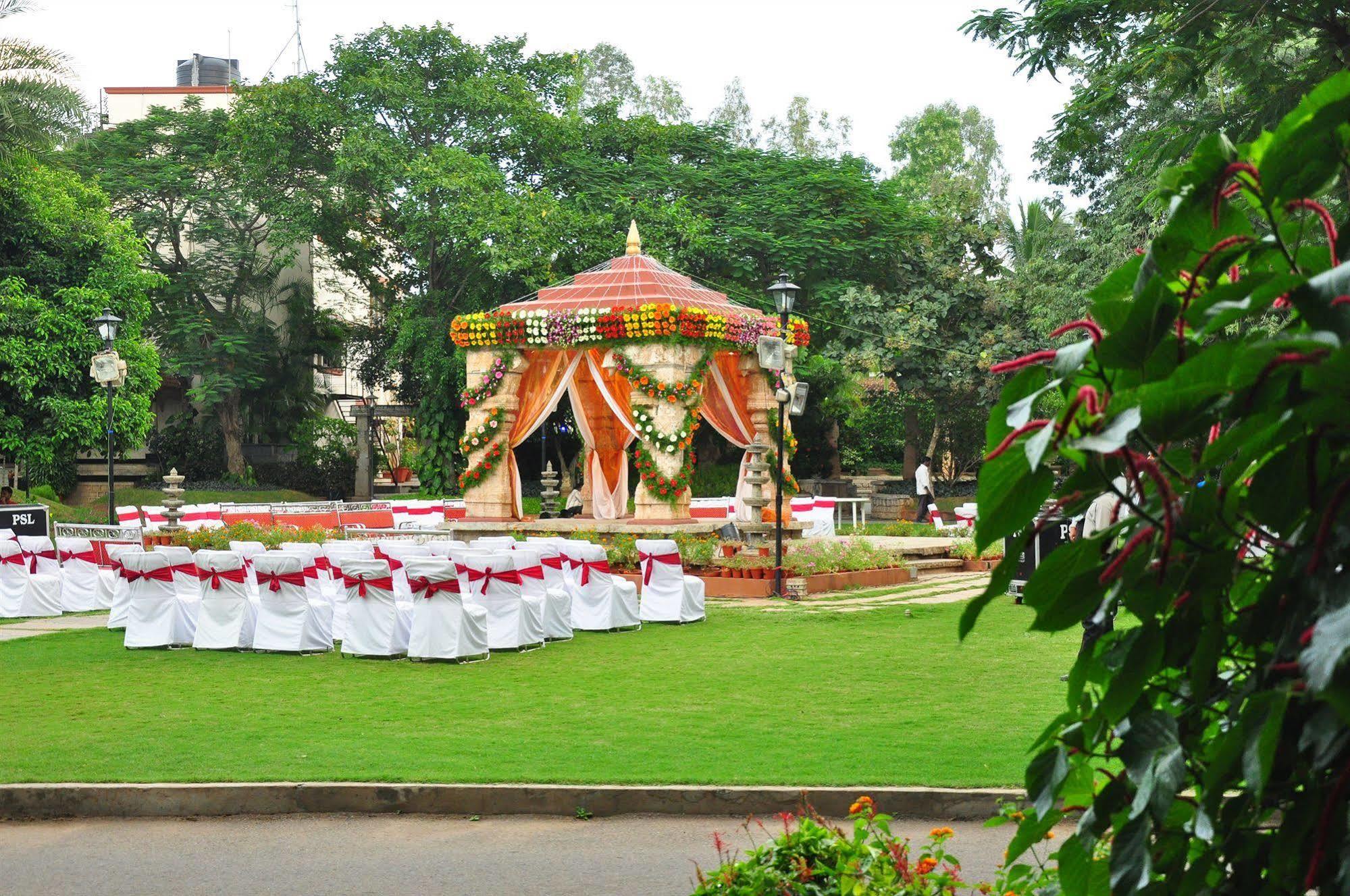 Aalankrita Resort Hyderabad Exterior photo